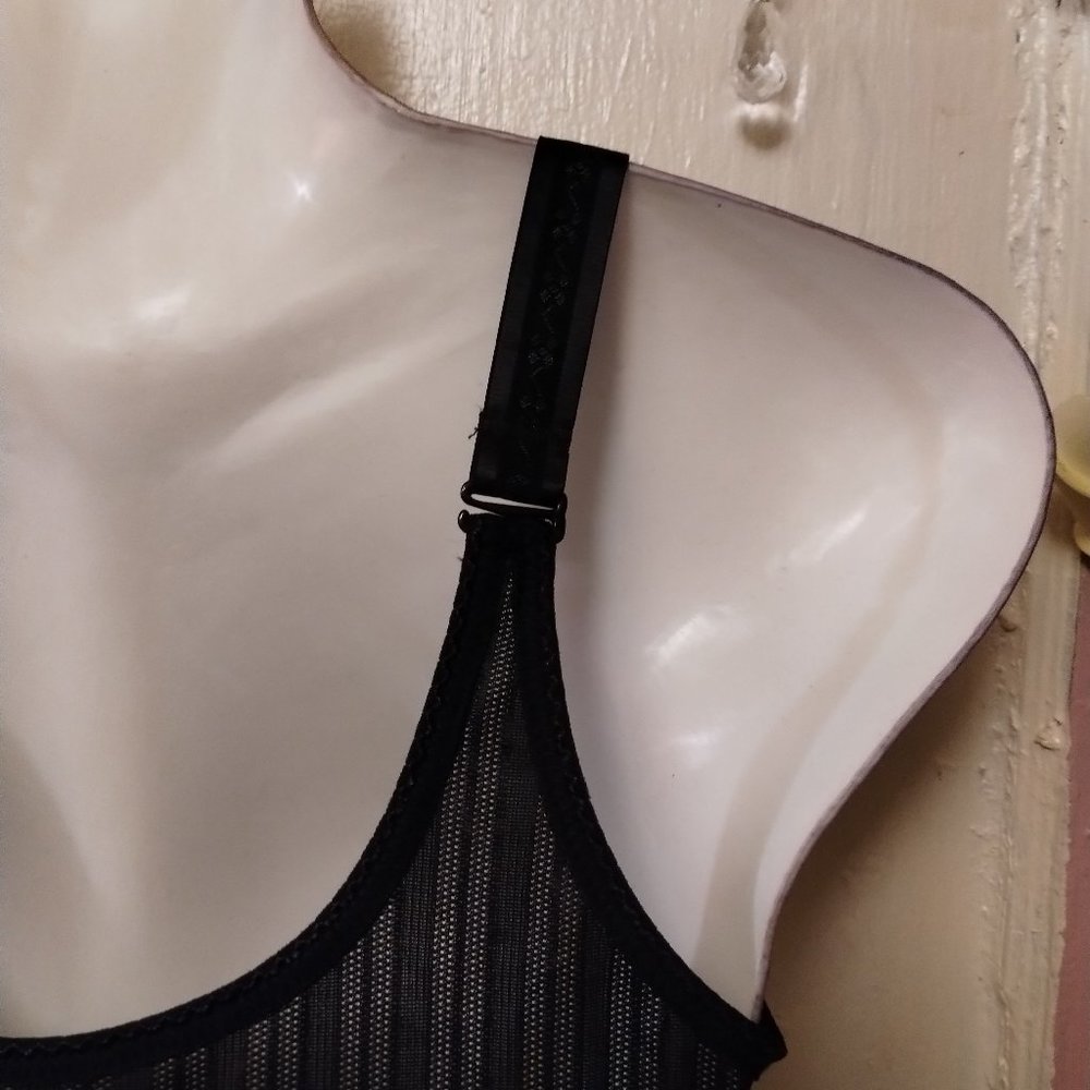 Werena (S) Underbust Tummy Tuck Shaper Thong Bodysuit - Picture 8 of 10
